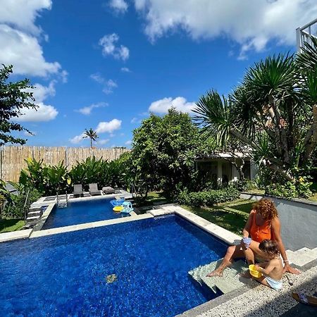 Private Suite In A Kids Friendly Big Shared Villa In Canggu מראה חיצוני תמונה