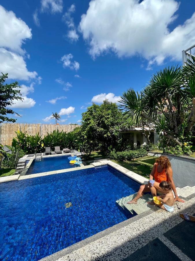 Private Suite In A Kids Friendly Big Shared Villa In Canggu מראה חיצוני תמונה